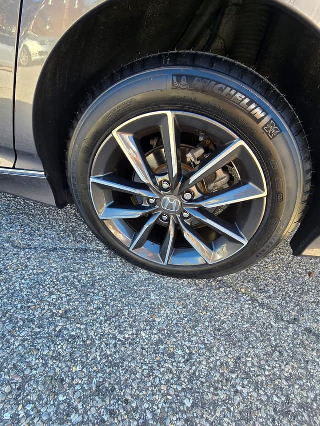 Honda Accord wheel and tire after detailing