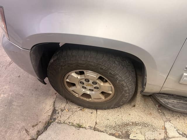 Chevrolet Suburban wheel, before
